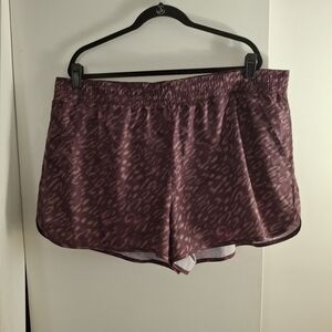 Athletic Works Women's Maroon Patterned Shorts